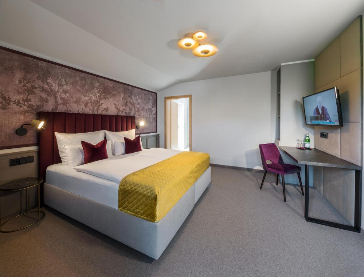 Hotel Hennersberg Worgl Bagian luar foto