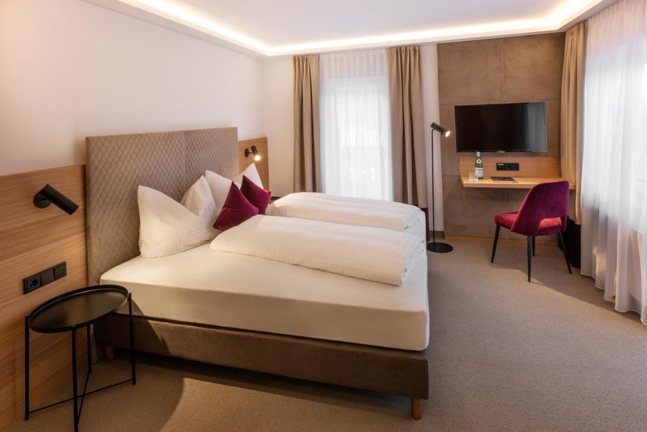 Hotel Hennersberg Worgl Bagian luar foto